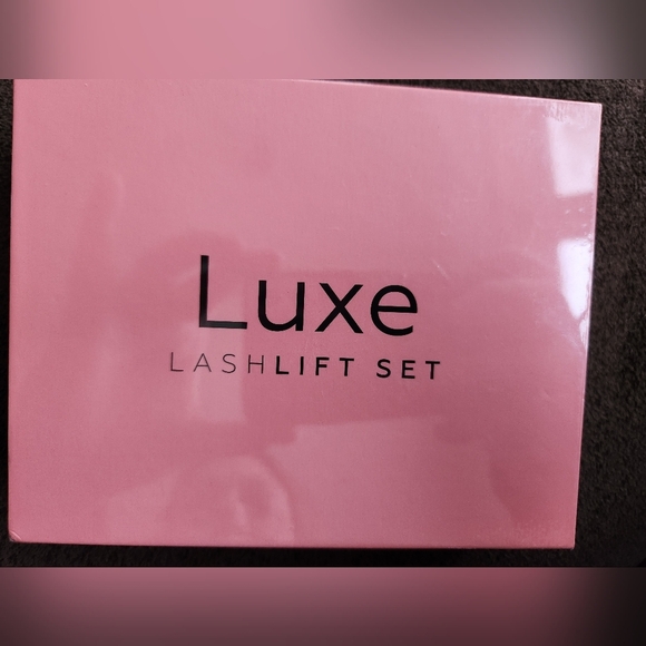Luxe Other - Luxe Lashlift Set New in Sealed Package